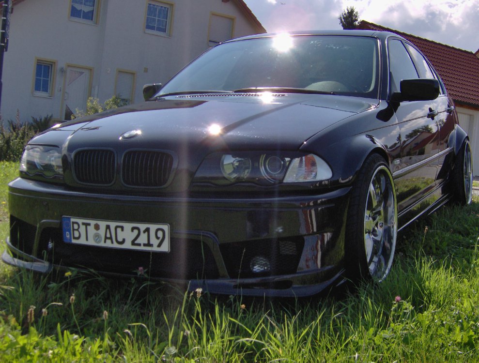 328i - 3er BMW - E46