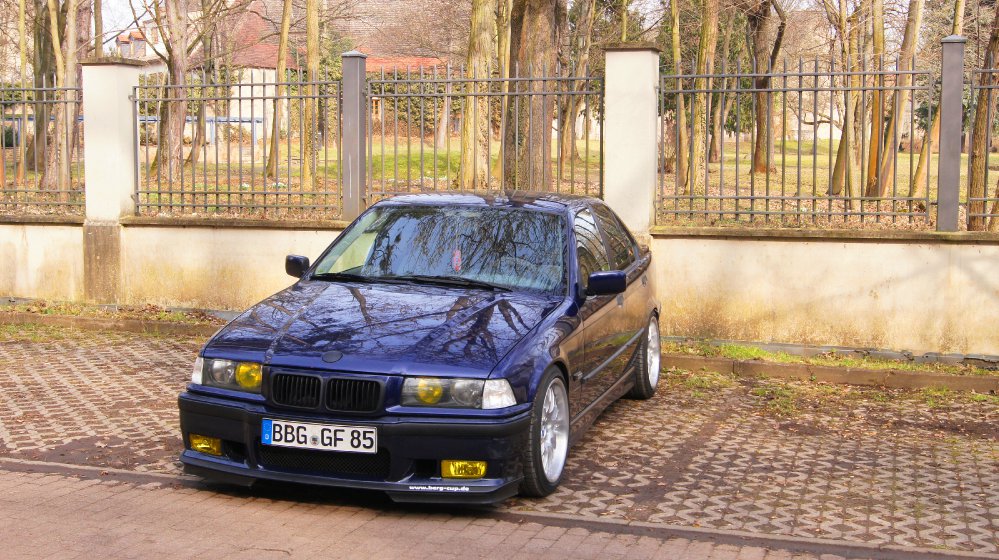 Montrealblauer Strmer! - 3er BMW - E36