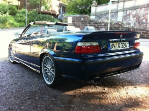Originales verbessertes 328i Cabrio - 3er BMW - E36