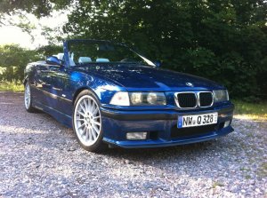 Originales verbessertes 328i Cabrio - 3er BMW - E36