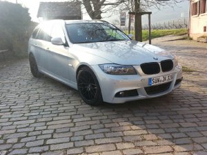 BMW 320dA Edition Sport - 3er BMW - E90 / E91 / E92 / E93 BMW 320dA Edition Sport - 3er BMW - E90 / E91 / E92 / E93