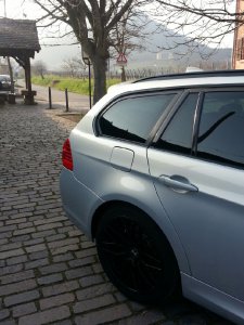 BMW 320dA Edition Sport - 3er BMW - E90 / E91 / E92 / E93 BMW 320dA Edition Sport - 3er BMW - E90 / E91 / E92 / E93