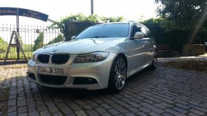 BMW 320dA Edition Sport - 3er BMW - E90 / E91 / E92 / E93 BMW 320dA Edition Sport - 3er BMW - E90 / E91 / E92 / E93