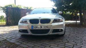 BMW 320dA Edition Sport - 3er BMW - E90 / E91 / E92 / E93 BMW 320dA Edition Sport - 3er BMW - E90 / E91 / E92 / E93