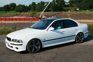 B10 - 5er BMW - E39