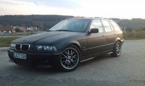 Ex Alltagskombi -mattschwart gerollert! - 3er BMW - E36 Ex Alltagskombi -mattschwart gerollert! - 3er BMW - E36