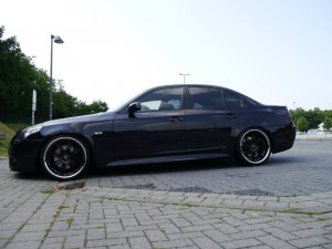 E60 Limousine TYPE-R - 5er BMW - E60 / E61 E60 Limousine TYPE-R - 5er BMW - E60 / E61