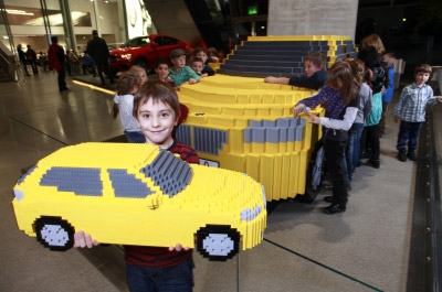 BMW-News-Blog: Der BMW X1 aus LEGO in Originalgre - BMW-Syndikat