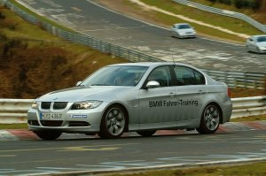 BMW-News-Blog: Sicher durch den Winter - BMW Driving Experience
