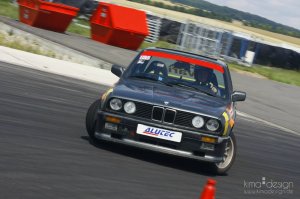 BMW-News-Blog: Flatrate mit dem Reifenhndler - Driftsport als et - BMW-Syndikat