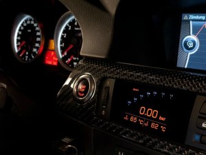 BMW-News-Blog: Das MHR-Zusatzdisplay: Kleine Technik für großen F - BMW-Syndikat