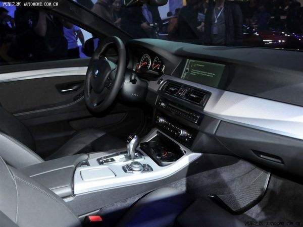 BMW-News-Blog: Erste Bilder zum Interieur des BMW Concept M5 F10 - BMW-Syndikat