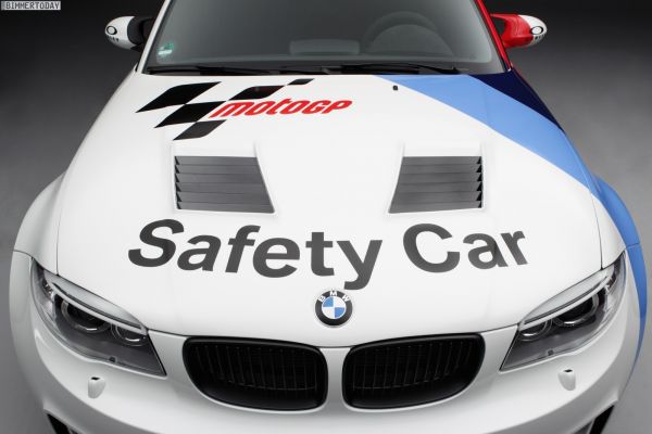 BMW-News-Blog: Video: BMW 1er M mit Akrapovic-Abgasanlage - BMW-Syndikat
