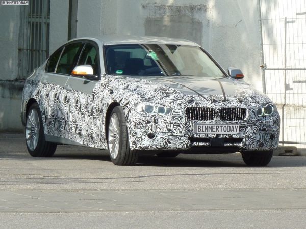 BMW-News-Blog: Neue_Bilder__BMW_3er_F30_für_2012_legt_Tarnung_ab