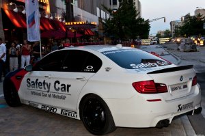 BMW-News-Blog: Bilder & Videos: Der BMW M5 F10 als Safety Car