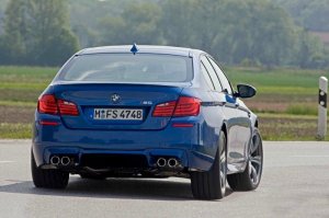 BMW-News-Blog: Der neue BMW M5 F10: Expertendialog mit Maximilian - BMW-Syndikat