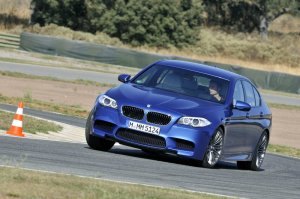BMW-News-Blog: Defekt mit lpumpe: 440 Exemplare des BMW M5 und M6 mssen zum Boxenstopp