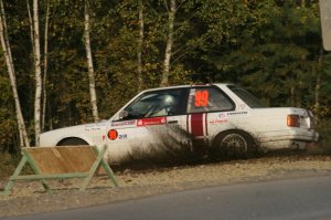 BMW-News-Blog: BMW-Begeisterung auch im Rallye-Sport: Ein Wochenende mit dem BMW 318iS (E30)