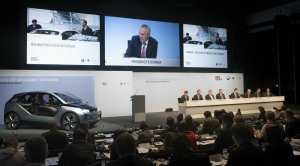 BMW-News-Blog: Rekordjahr 2012? ++ Audi und Daimler auf Distanz ++ BMW in 2016 mit ber 2 Millionen Fahrzeugen