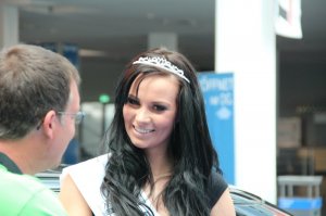 BMW-News-Blog: Die neue Miss-Tuning 2012 - Frizzi Arnold aus Chem - BMW-Syndikat