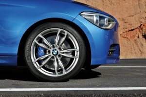 BMW-News-Blog: BMW M135i: Giftzwerg mit Turbo-Sixpack von BMW M Performance Automobile