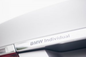 BMW-News-Blog: BMW (F01) 7 Series by Didit Hediprasetyo: BMW Individual trifft auf jungen Modedesigner