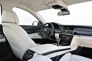 BMW-News-Blog: BMW 7er 2012 (Facelift): Da ist er wieder, der Dicke!