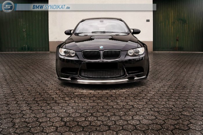 BMW E92 M3 mit Alpha-N Performance Tuning: Multifunktions