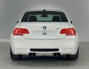 BMW-News-Blog: BMW TV: M5 F10 in Frozen White und Individualumfngen