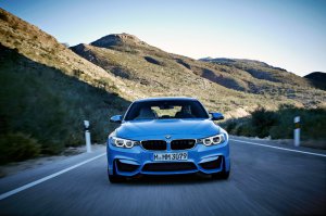 BMW-News-Blog: Offiziell: Debt der BMW M3 Limousine 2014 (F80) i - BMW-Syndikat