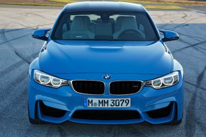 BMW-News-Blog: Offiziell: Debt der BMW M3 Limousine 2014 (F80) in Yas Marina Blau