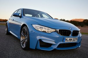 BMW-News-Blog: Offiziell: Debt der BMW M3 Limousine 2014 (F80) in Yas Marina Blau