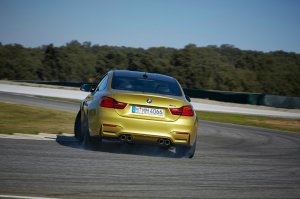 BMW-News-Blog: BMW M3 / M4 2014: Smokey Burnout-Funktion?