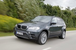 BMW-News-Blog: Rckruf: 30.000 BMW X5 (E70) mssen in die Werkst - BMW-Syndikat