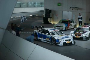 BMW-News-Blog: DTM-Saison 2013: BMW prsentiert die DTM-Fahrzeuge in der BMW Welt in Mnchen