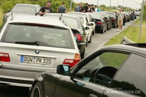 BMW-News-Blog: WELTGRÖSSTES BMW- und MINI-Treffen bläst zum Angri - BMW-Syndikat