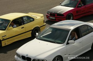 BMW-News-Blog: WELTGRÖSSTES BMW- und MINI-Treffen bläst zum Angri - BMW-Syndikat