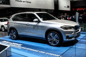 BMW-News-Blog: BMW_Concept_X5_eDrive__SUV_mit_Hybridantrieb_auf_der_IAA_2013