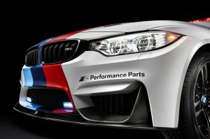 BMW-News-Blog: Soundcheck: BMW M4 (F82) Safety Car mit Titanabgasanlage