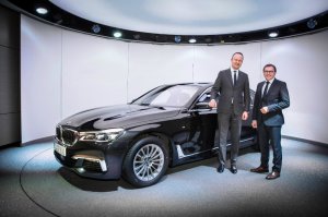 BMW-News-Blog: BMW_7er__Neue_Ausstellungsflaeche_in_der_BMW_Welt