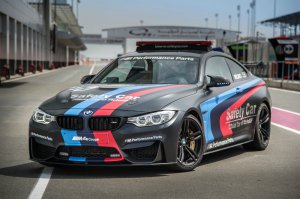 BMW-News-Blog: Wassereinspritzung_im_BMW_M4_GTS_Coup___F82__und_MotoGP_Safety_Car