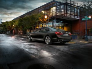 BMW-News-Blog: BMW M760Li xDrive (G12)