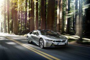 BMW-News-Blog: BMW i8 gewinnt Engine of the Year Award 2016 - BMW-Syndikat