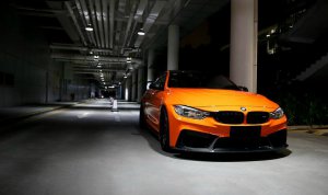 BMW-News-Blog: 3D Design: Feuerorangefarbener BMW M4 mit Aerodynamik-Teilen