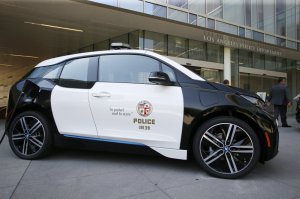 BMW-News-Blog: LAPD und Londoner Feuerwehr setzen auf BMW i3 - BMW-Syndikat