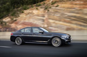 BMW-News-Blog: ​BMW 5er M550i xDrive (G30): V8-Power mit 46 - BMW-Syndikat