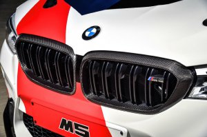 BMW-News-Blog: BMW M5 (F90) MotoGP Safety Car