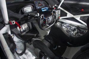 BMW-News-Blog: BMW M6 GT3 vom BMW Team Schnitzer erhlt historisches Design