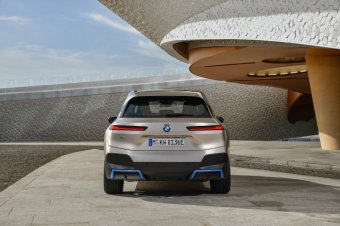 BMW-News-Blog: Erster Ausblick auf den BMW iX - BMW-Syndikat