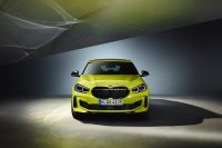 BMW-News-Blog: BMW M135i xDrive (F40) 2022: LCI mit neuem Fahrwerk